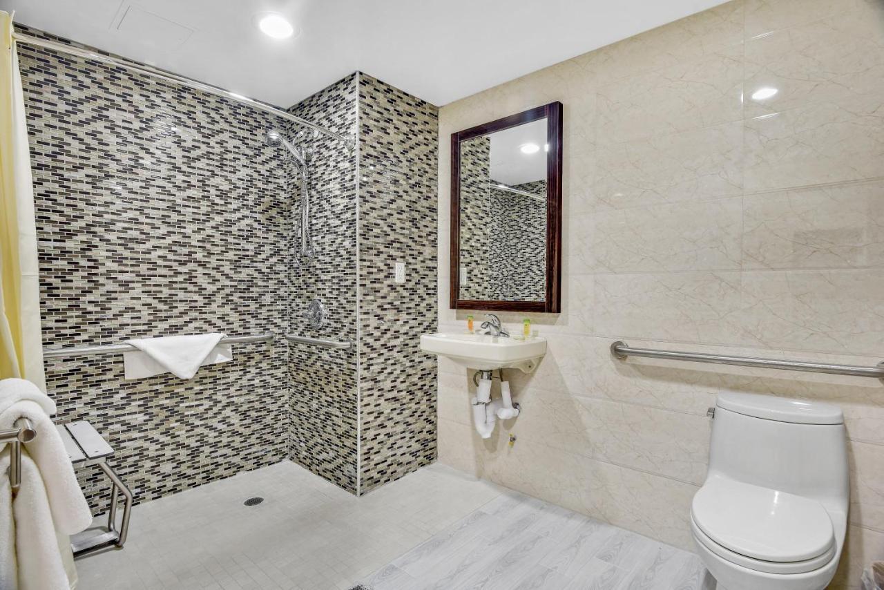 Brooklyn Broadway Hotel Нью-Йорк Екстер'єр фото